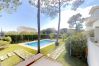 Lejlighed i Marbella - Beachside Family Apartment with Direct Pool Access