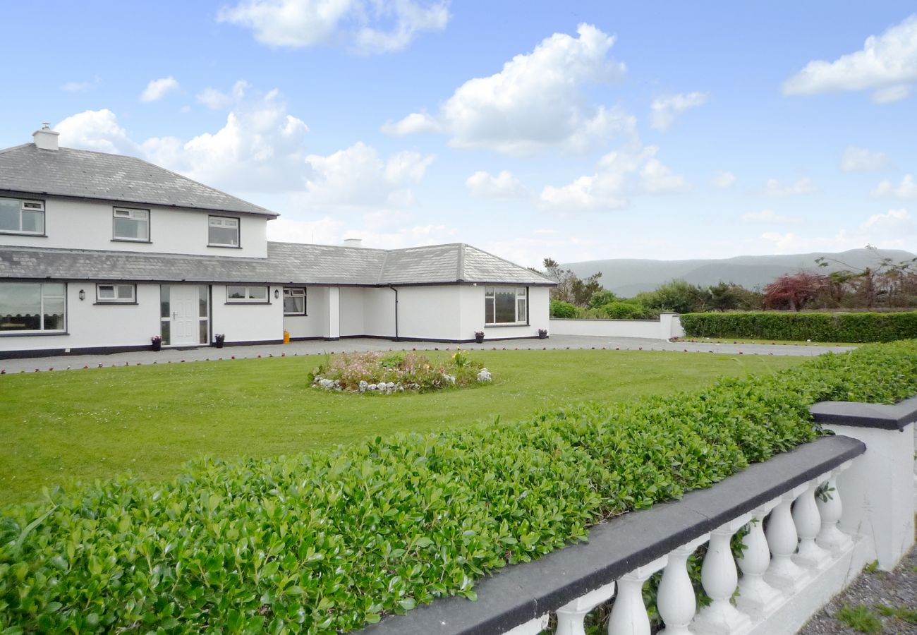 Hus i Louisburgh - Mountain View Holiday Home