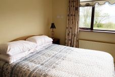 Hus i Oughterard - Lakeview Cottage Oughterard Ref 431