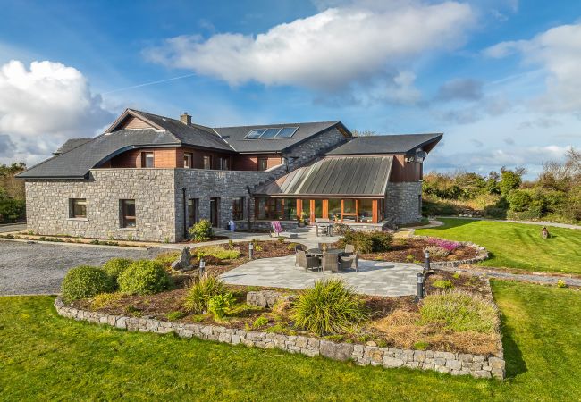  i Oughterard - Oughterard Luxury Holiday Home Ref 434