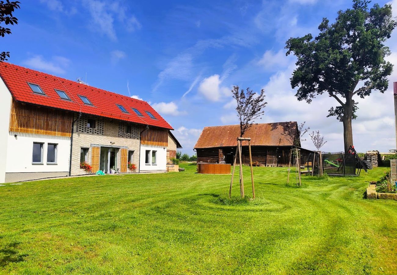 Villa i Mnichovo Hradište - Mnichovo Hradiste SVK405