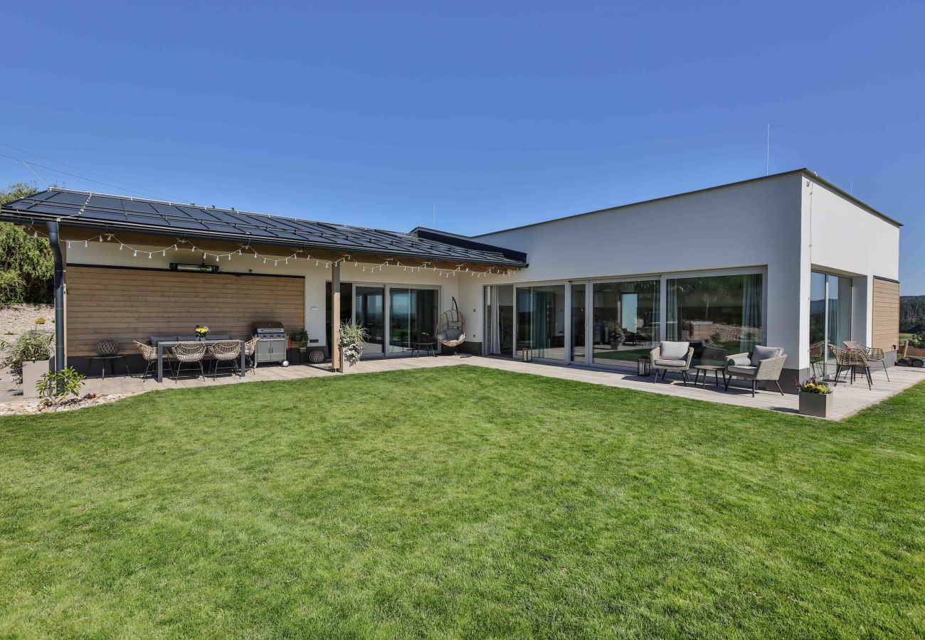 Villa i Žernov - Ceska Skalice HZK470