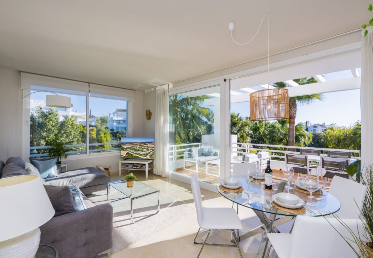 Appartement in Casares - Modern 2-Bedroom Apartment - Alcazaba Lagoon (411)