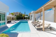 Villa in Mijas - Luxury Villa Panoramic Views & Expansive Terraces