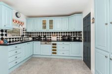 Clifden Seaside Holiday Home, Clifden, Co. Galway | Coastal Self-Catering Holiday Accommodation Available in Clifden, Connemara, County Galway | Read 