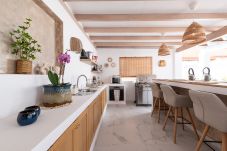 Villa in Marbella - Cosy beach side villa near best sandy beach