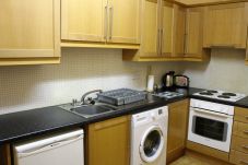 Fairfield Holiday Home, Dingle Co Kerry. Neat kitchen all modern appliances. 