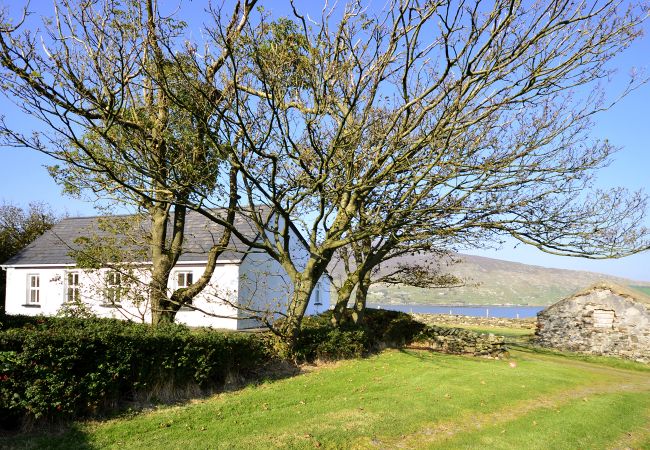 Ross Point Holiday Cottage Moyard Connemara Self Catering Galway Ross Point Cottage, Pretty Seaside Holiday Cottage in Connemara, County Galway