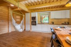 Villa en Velké Karlovice - Velké Karlovice MKR545