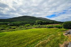 Lark Rise Holiday Home Glenbeigh. Rolling hills and Seefin Mountain