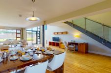 Castlemartyr Holiday Lodges, Modern Pet Friendly Holiday Accommodation in Castlemartyr, County Cork