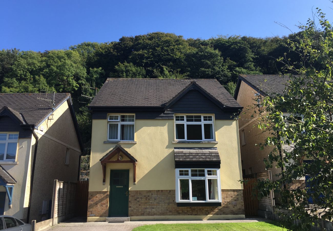 Fishermans Grove Holiday Home, Seaside Holiday Accommodation in Dunmore East, County Waterford Fishermans Grove Holiday Home, Seaside Holiday Accommodation in Dunmore East, County Waterford