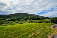 Lark Rise Holiday Home Glenbeigh, Coastal Holiday Accommodation Available in Glenbeigh, County Kerry