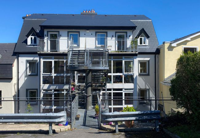 Exterior photo of Roundstone Harbour Holiday Apartment, Roundstone, Co. Galway, Ireland Exterior photo of Roundstone Harbour Holiday Apartment, Roundstone, Co. Galway, Ireland
