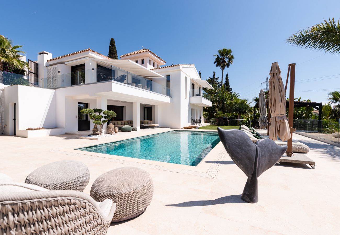 Villa in Marbella - Absolute high end villa with pool & Jacuzzi*