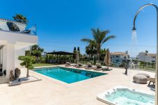 Villa in Marbella - Absolute high end villa with pool & Jacuzzi*