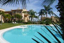 Apartment in Benahavís - 3-Bedroom Apartment with Sea & Mountain Views