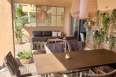 Apartment in Benahavís - 3-Bedroom Apartment with Sea & Mountain Views