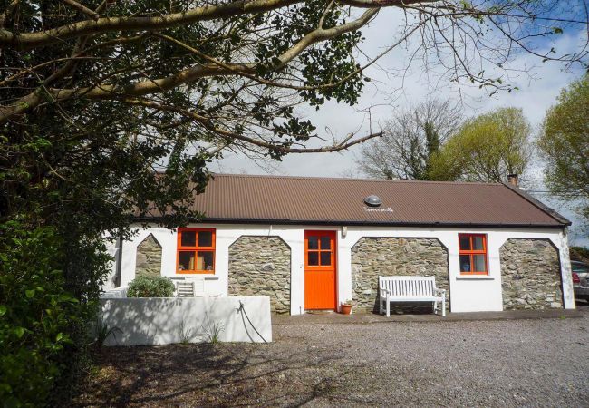 Cottage in Killorglin - Kizzie Cottage (TR2) Cottage in Killorglin - Kizzie Cottage (TR2)