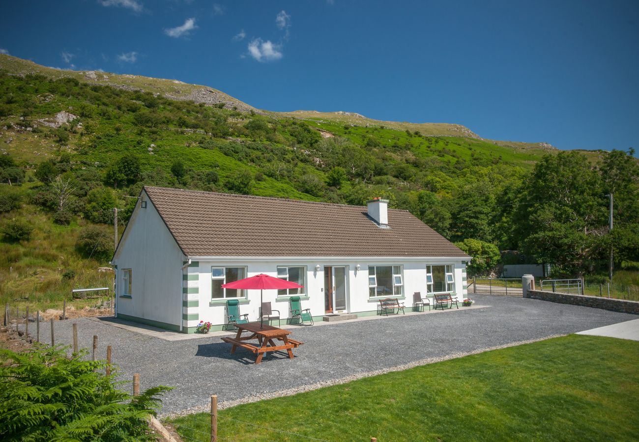 Lough Corrib View Holiday Home, Large Holiday Accommodation in Maam, County Galway Lough Corrib View Holiday Home, Large Holiday Accommodation in Maam, County Galway