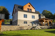 Villa in Dolní Podluží - Jiretín p. Jedlovou - NDW445