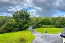 House in Recess - Recess Holiday Home Ref 451