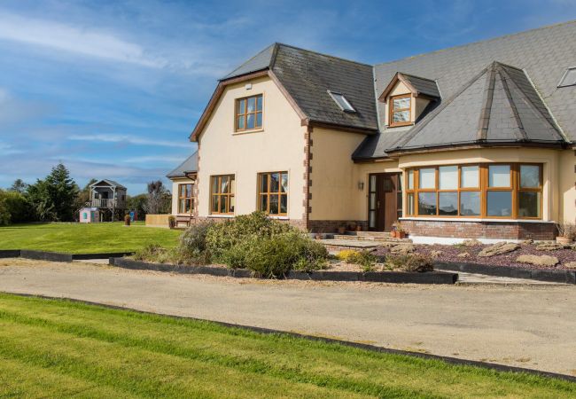 Morriscastle Seaview House | Coastal Luxury Self-Catering Holiday Accommodation Available in Kilmuckridge, County Wexford Exterior view of Morriscastle Seaview House | Coastal Luxury Self-Catering Holiday Accommodation Available in Kilmuckridge, County Wexford